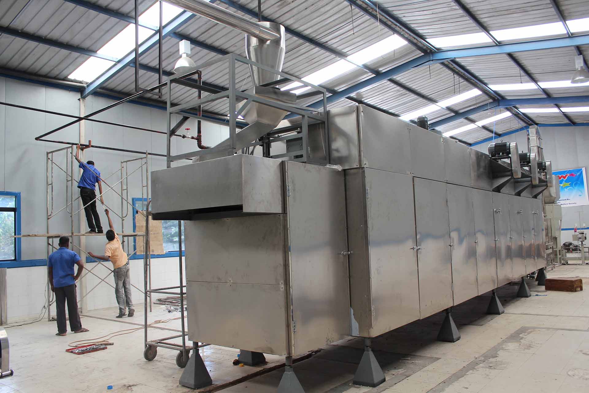 宠物粮生产线操作危险吗?