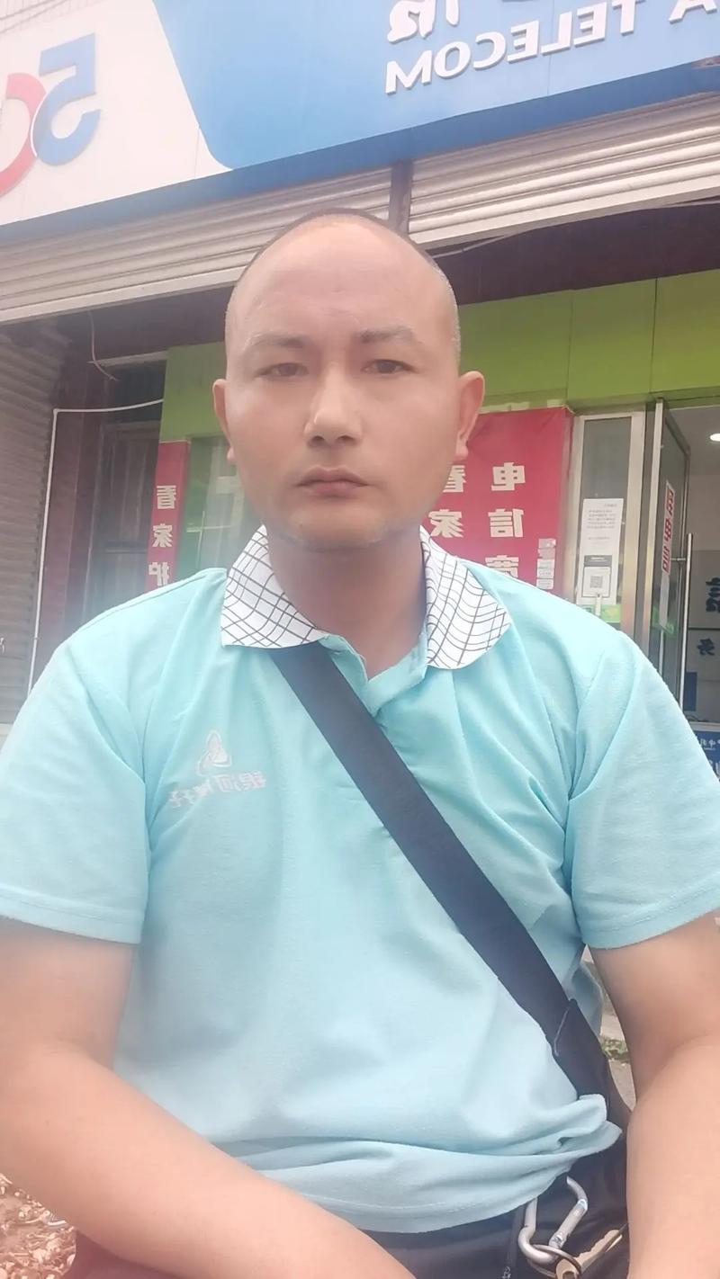 六台彩开奖特马和征婚小伙1天加1千人与小伙子征婚